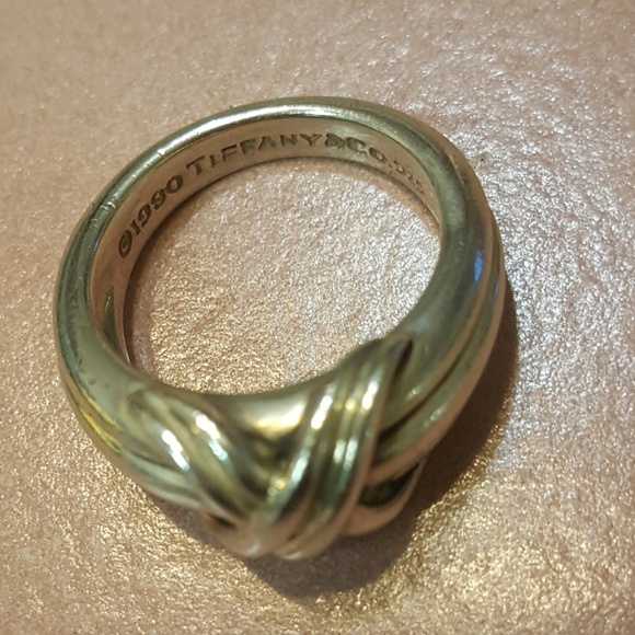 *SOLD* Tiffany & Co. Solid SS Atlas Signature X Ring Size 4.5 - Picture 5 of 7